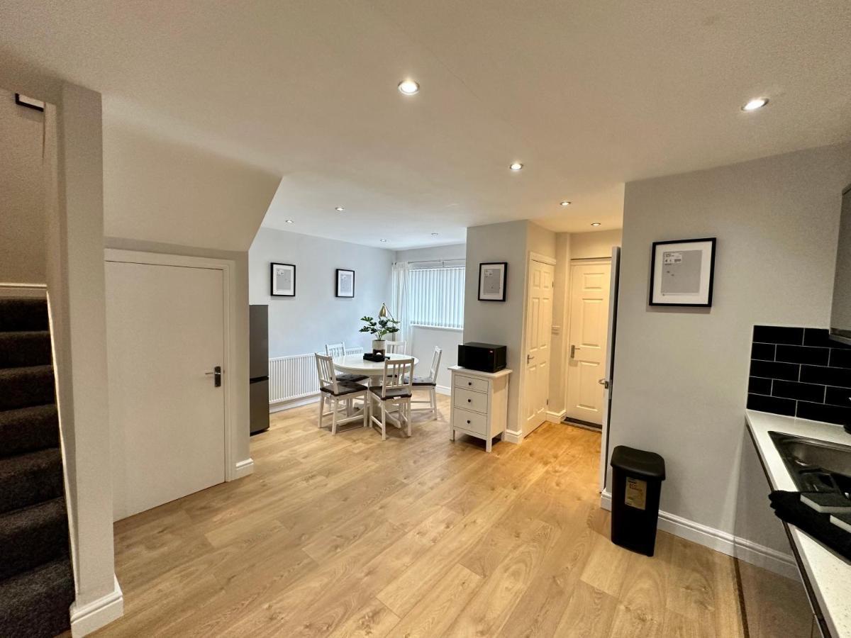Charming 3-Bed House In Newcastle Upon Tyne Villa Exteriör bild