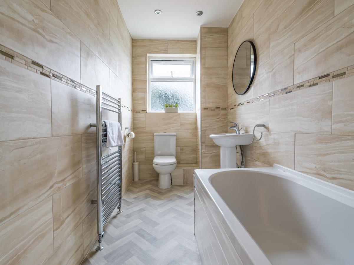 Charming 3-Bed House In Newcastle Upon Tyne Villa Exteriör bild